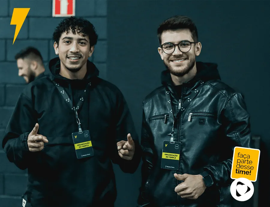 Voluntários do VOLTS sorrindo